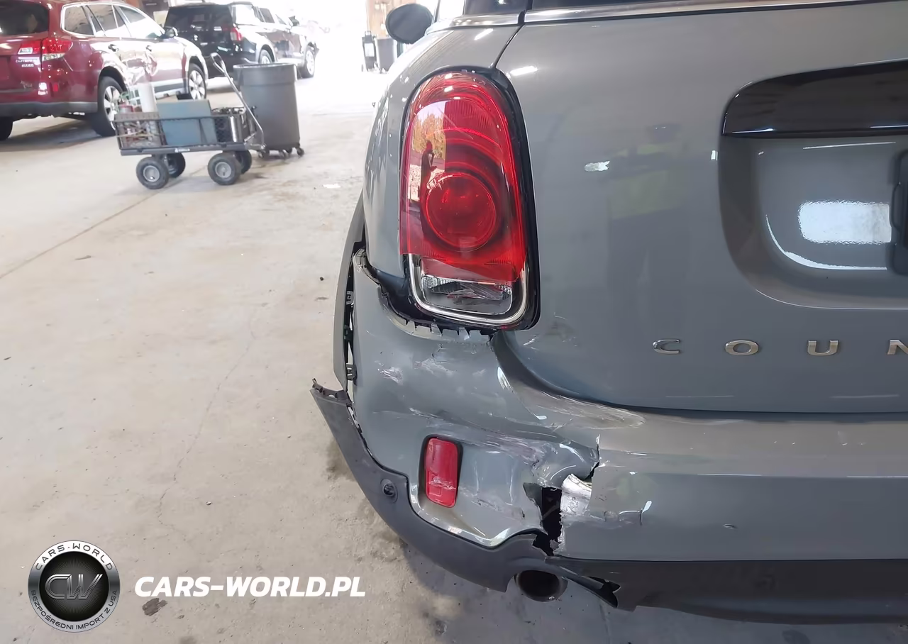2020 Mini Countryman Cooper S VIN:WMZYX1C06L3L43124 - 17