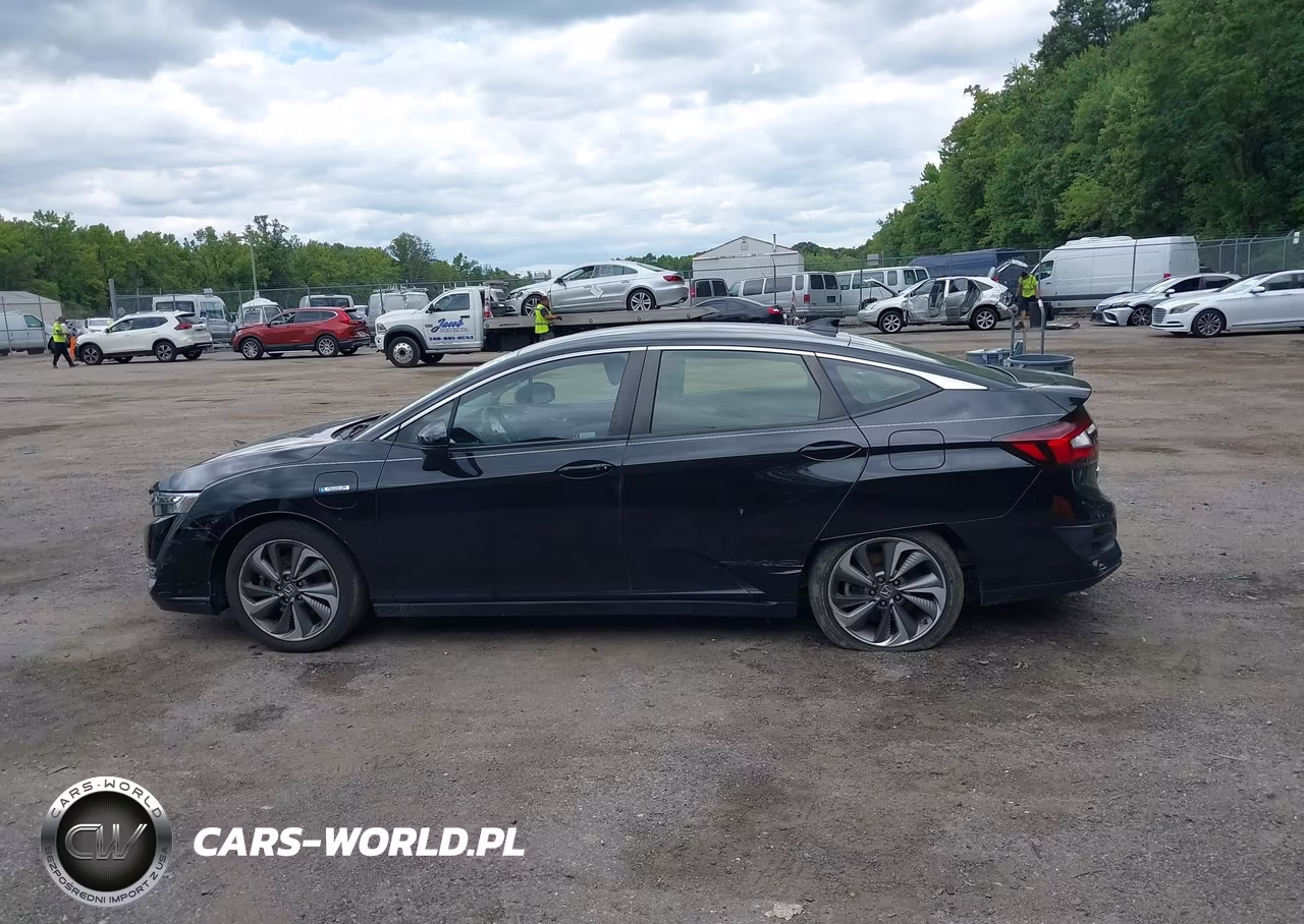 2018 Honda Clarity Plug-In Hybrid VIN:JHMZC5F16JC023079 - 13