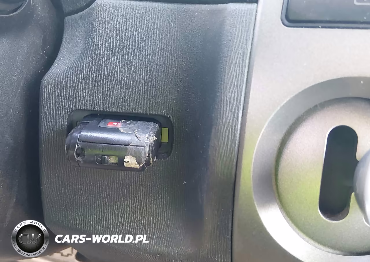 2008 Toyota Prius VIN:JTDKB20U283341072 - 11