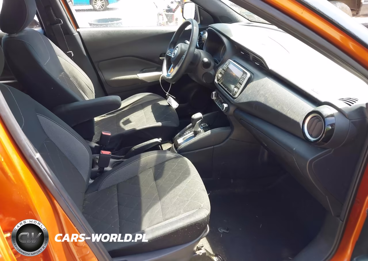 2018 Nissan Kicks Sv VIN:3N1CP5CU4JL532170 - 5