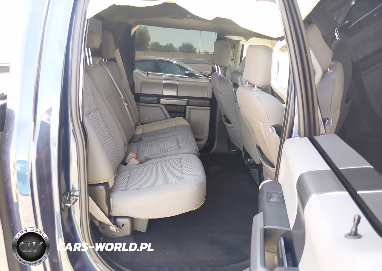 2018 Ford F-150 Xlt VIN:1FTEW1CP0JKF59881 - 8