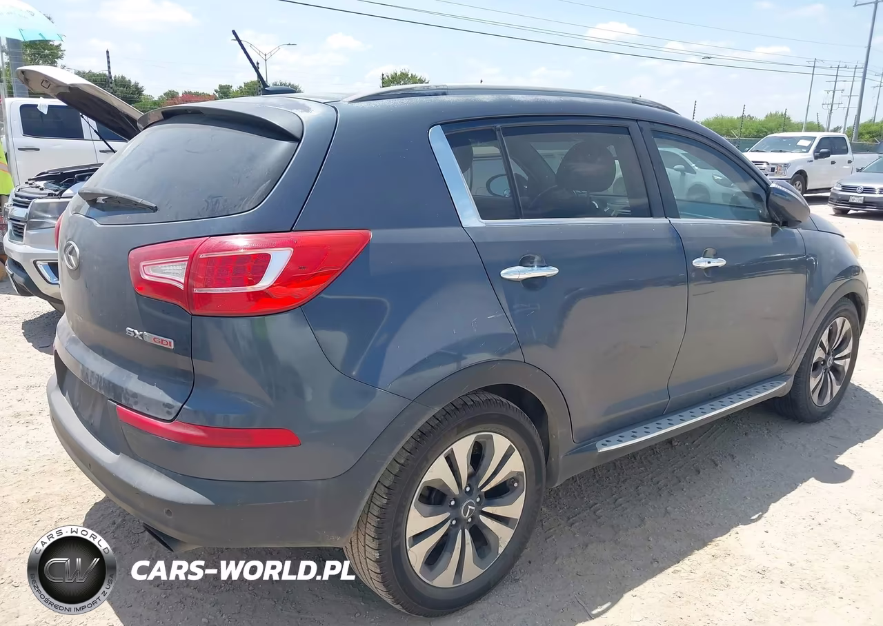 2013 Kia Sportage Sx VIN:KNDPC3A61D7426562 - 4