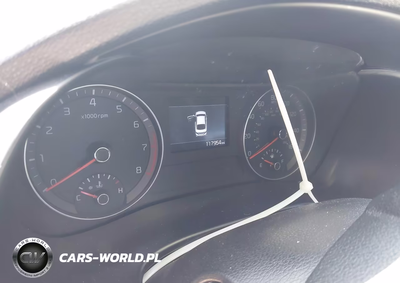 2019 Kia Forte S VIN:3KPF34AD5KE094199 - 7