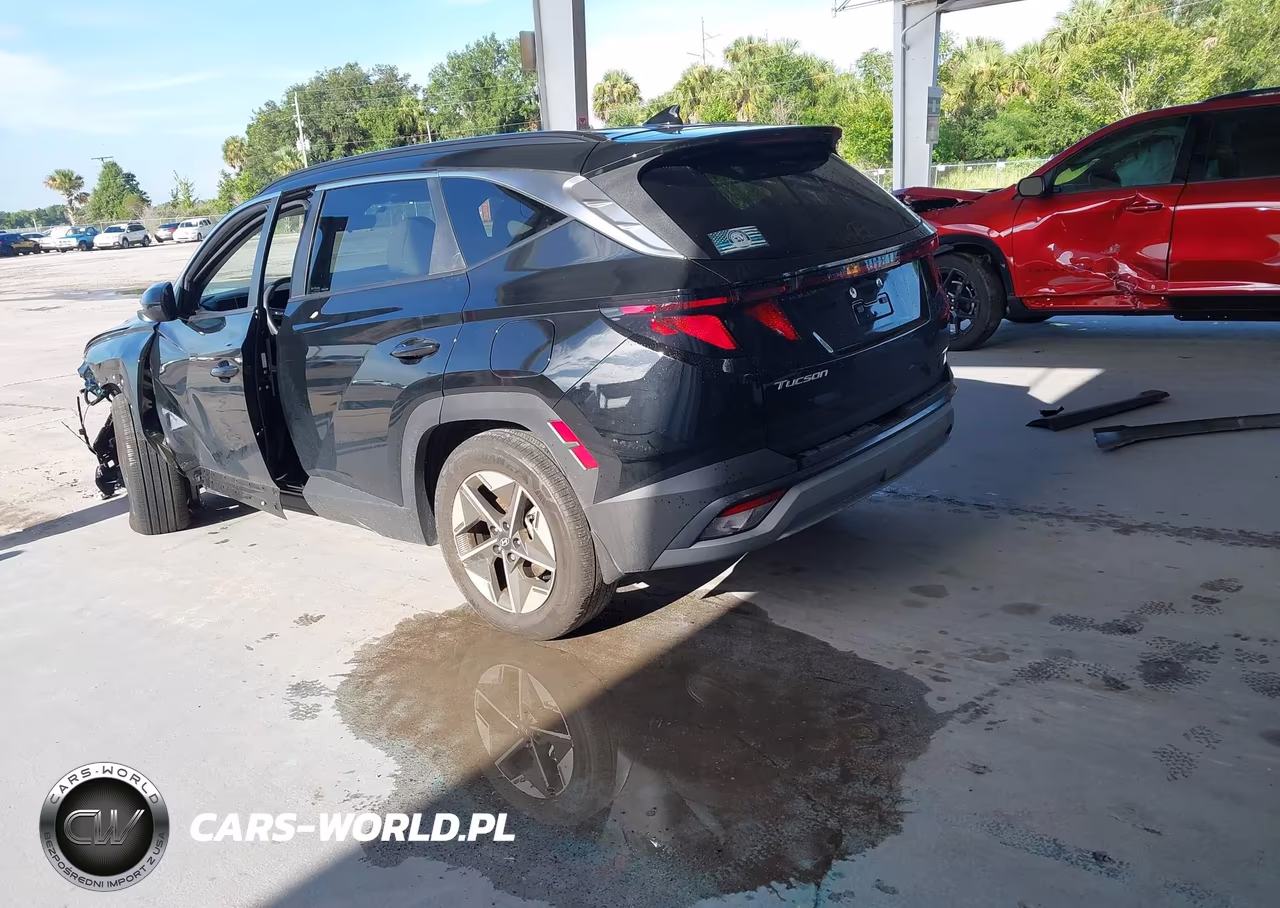 2025 Hyundai Tucson Sel VIN:3KMJB3DE1SE014714 - 3