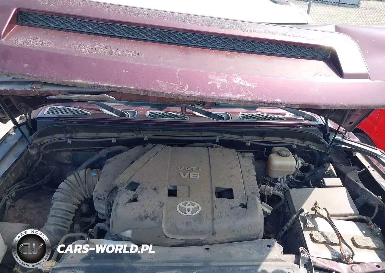 2007 Toyota Fj Cruiser VIN:JTEBU11F470100615 - 10