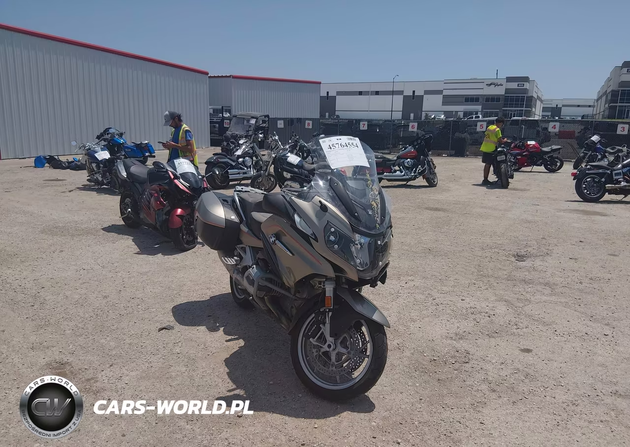 2016 BMW R1200 Rt – zdjęcie 1 z 12