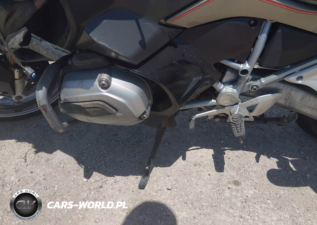 2016 BMW R1200 Rt VIN:WB10A1308GZ195640 - 9
