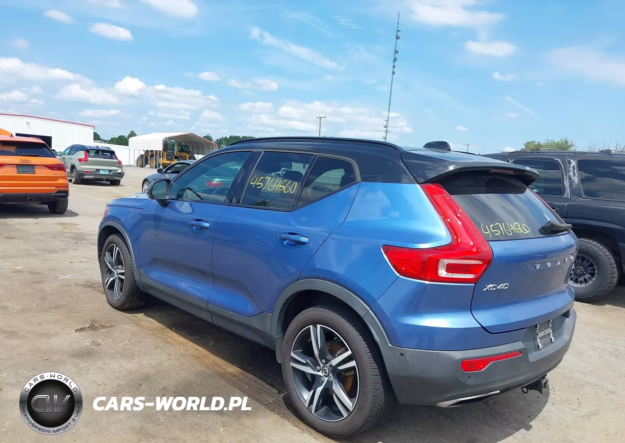 2019 Volvo Xc40 T5 R-Design VIN:YV4162UM6K2066763 - 3