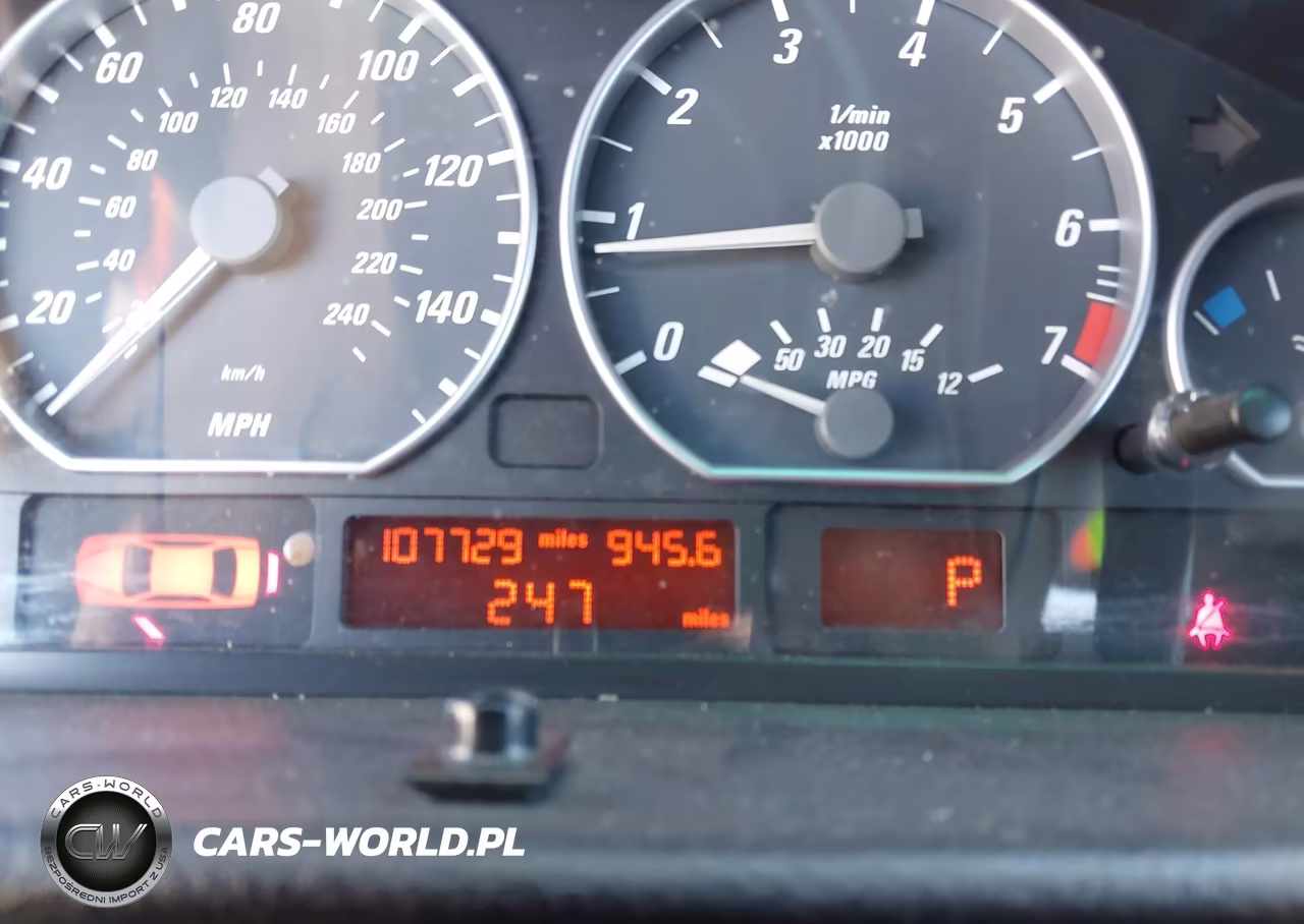 2004 BMW 330Ci VIN:WBABW53454PL44419 - 7