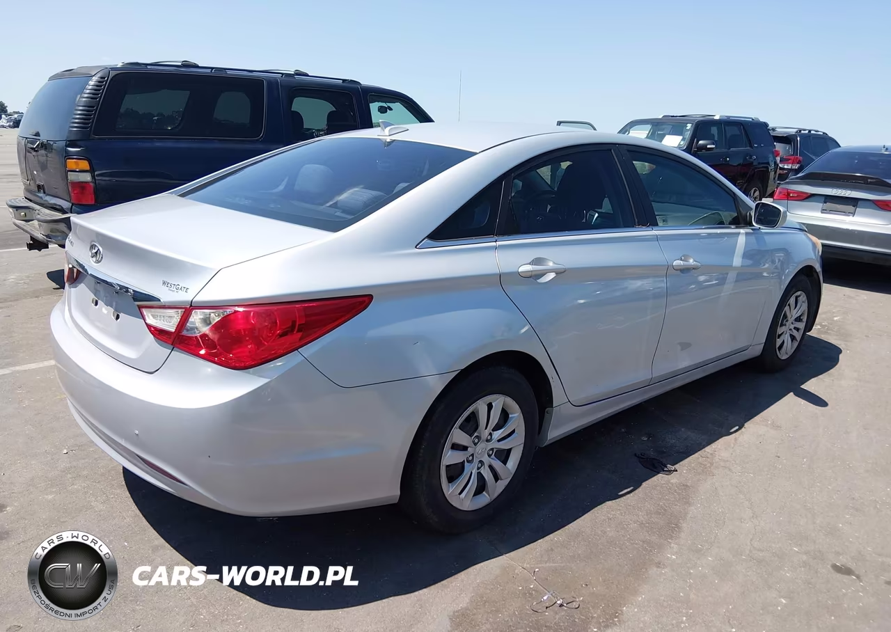 2012 Hyundai Sonata Gls VIN:5NPEB4ACXCH467997 - 4