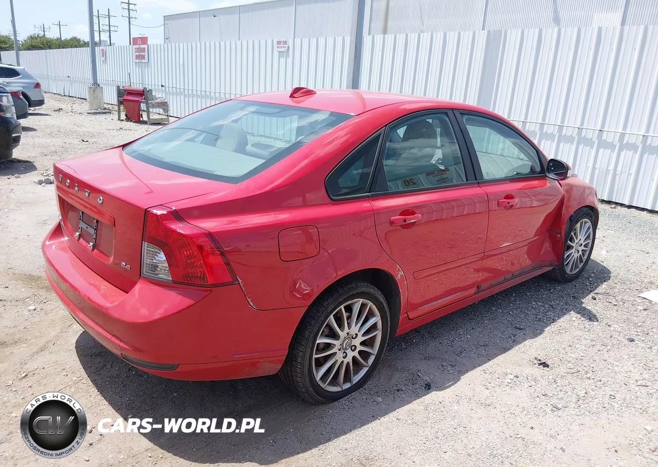 2010 Volvo S40 2.4I VIN:YV1382MS7A2494497 - 4