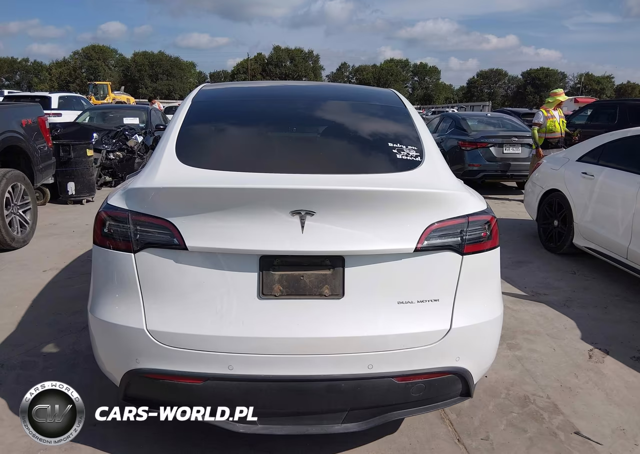 2021 Tesla Model Y Long Range Dual Motor All-Wheel Drive VIN:5YJYGDEE6MF204691 - 16