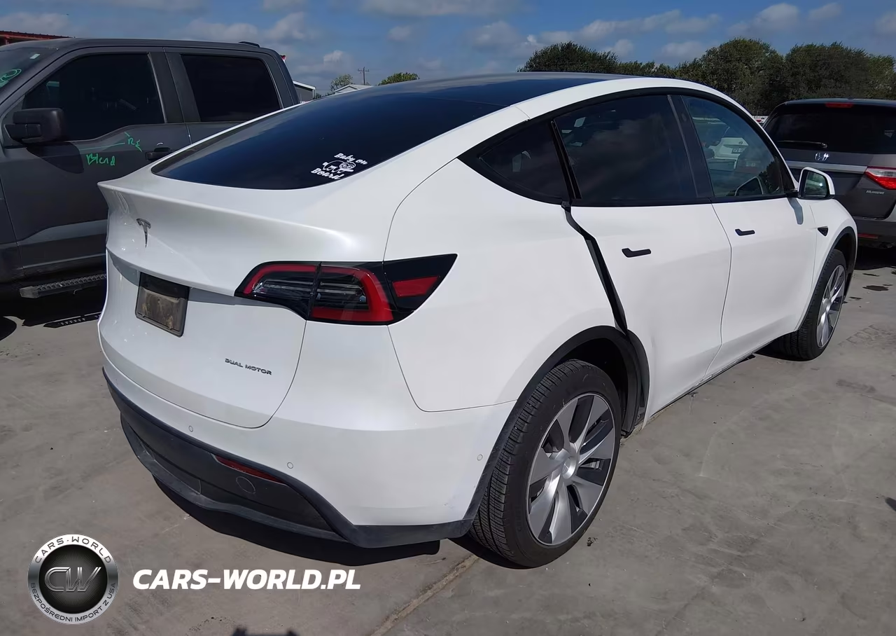 2021 Tesla Model Y Long Range Dual Motor All-Wheel Drive VIN:5YJYGDEE6MF204691 - 4