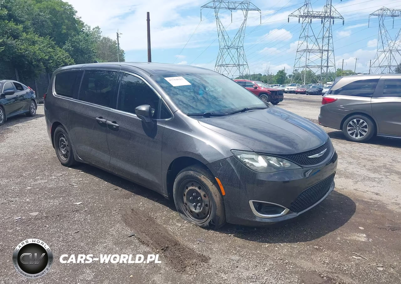 2018 Chrysler Pacifica L – zdjęcie 1 z 16