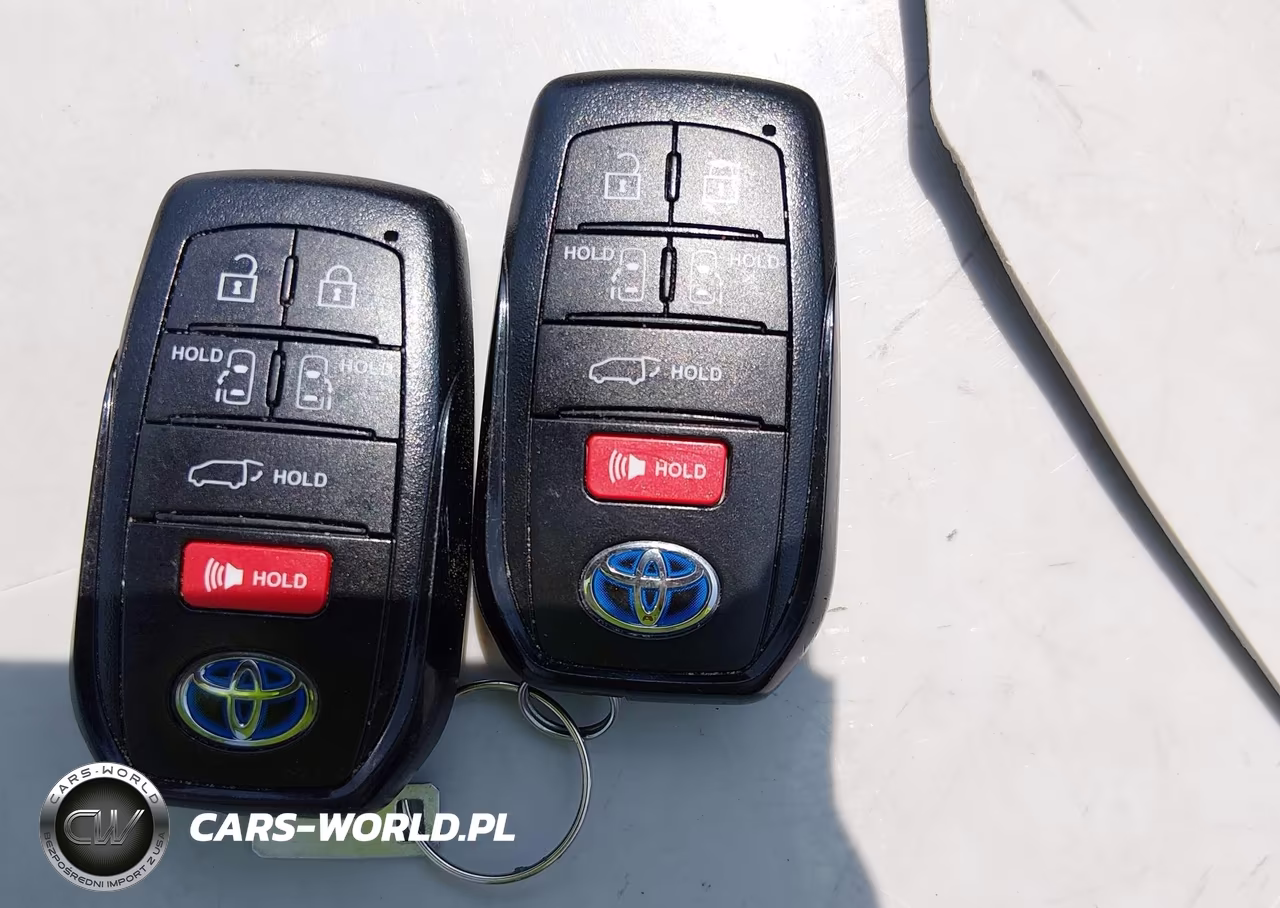 2025 Toyota Sienna Xle VIN:5TDYRKECXSS280601 - 11