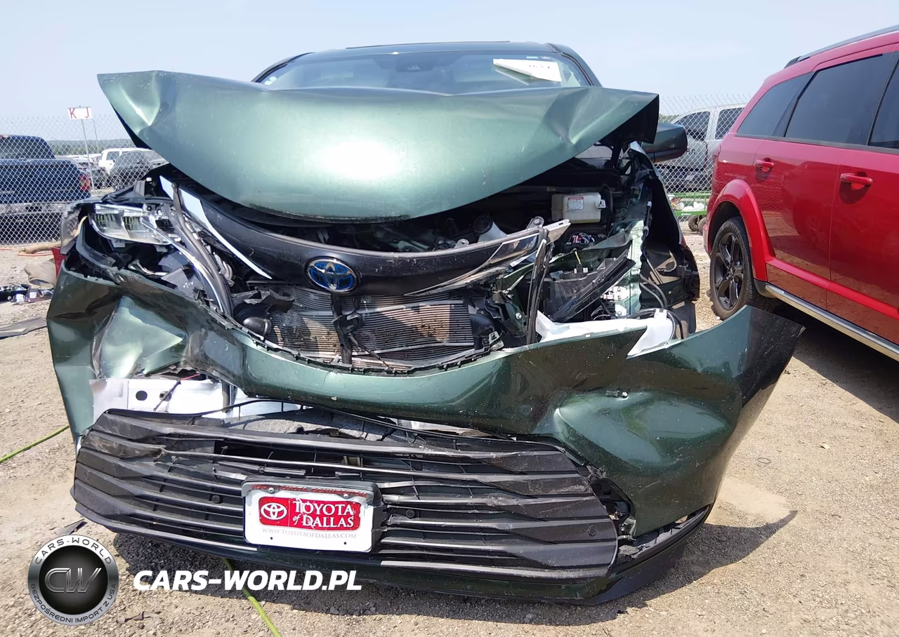 2025 Toyota Sienna Xle VIN:5TDYRKECXSS280601 - 12
