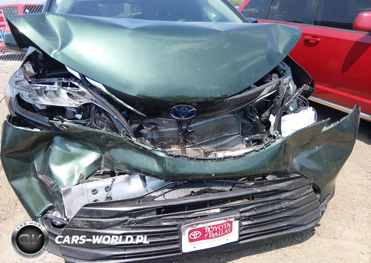 2025 Toyota Sienna Xle VIN:5TDYRKECXSS280601 - 6