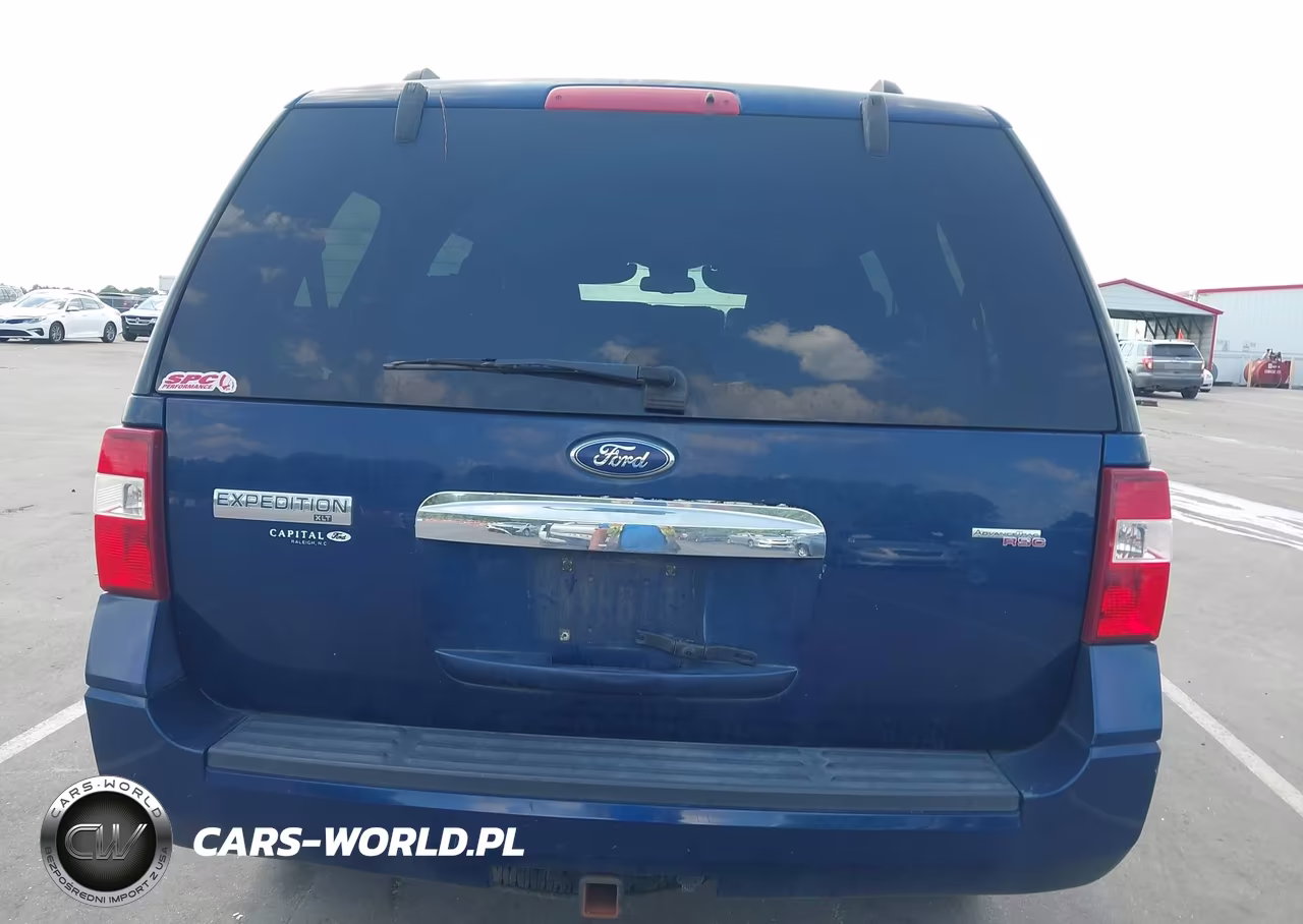 2008 Ford Expedition Xlt VIN:1FMFU155X8LA18133 - 16