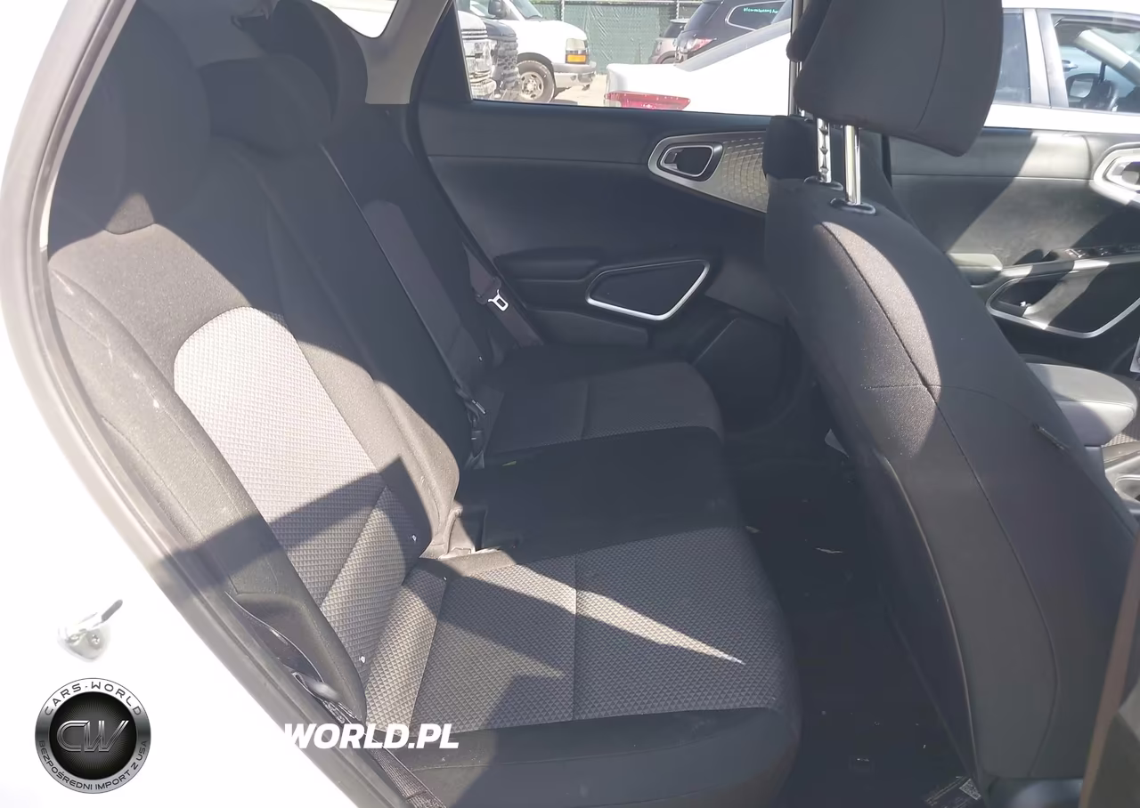 2022 Kia Soul Lx VIN:KNDJ23AU9N7153637 - 8