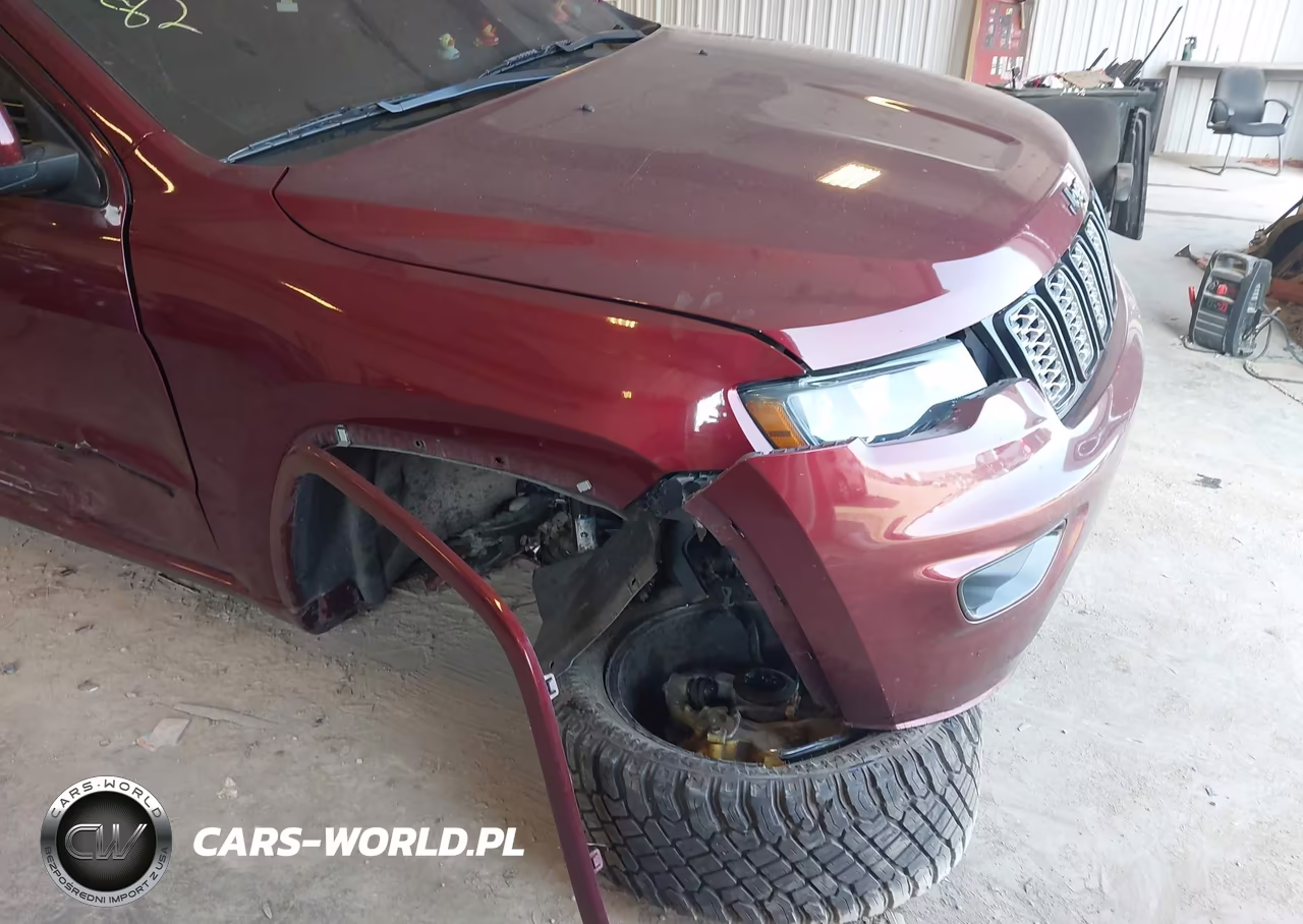 2018 Jeep Grand Cherokee Altitude 4X4 VIN:1C4RJFAG1JC470251 - 6