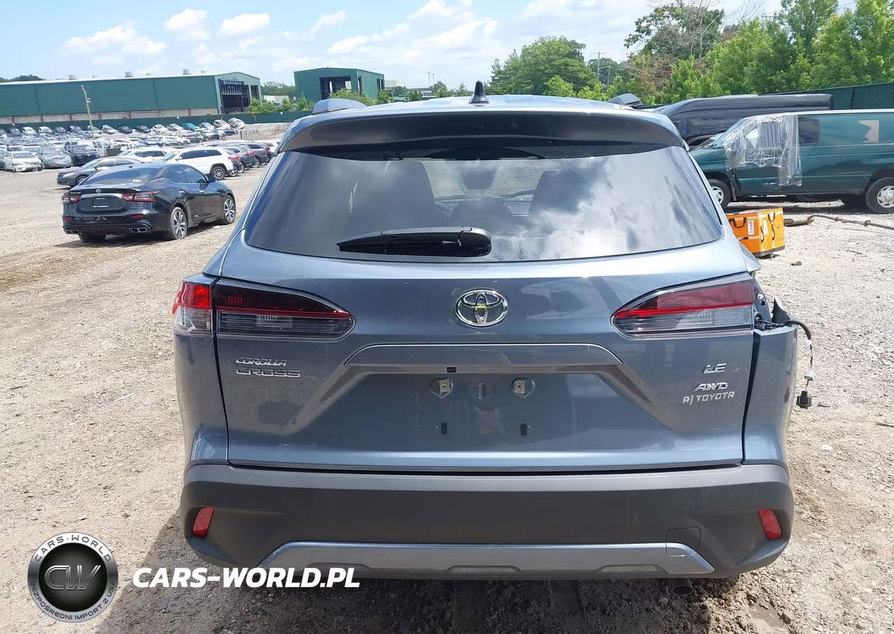2026 Toyota Corolla Cross Le VIN:7MUCAABG2TV171401 - 17