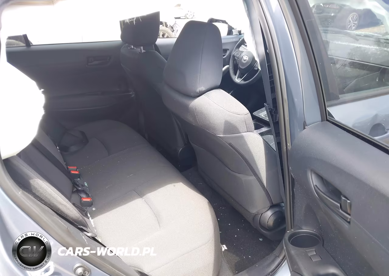 2026 Toyota Corolla Cross Le VIN:7MUCAABG2TV171401 - 8