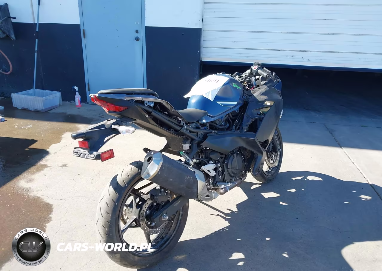 2022 Kawasaki Ex400 VIN:JKAEXKG13NDAG4327 - 4