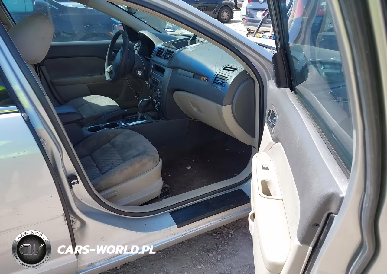 2010 Ford Fusion Se VIN:3FAHP0HA6AR206331 - 5