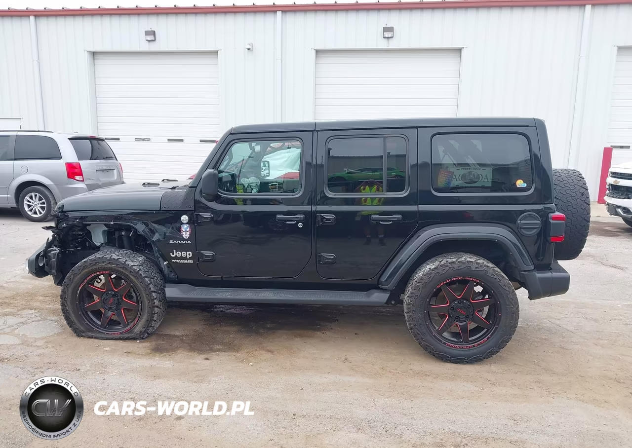 2022 Jeep Wrangler Unlimited Sahara 4X4 VIN:1C4HJXEN9NW118615 - 15