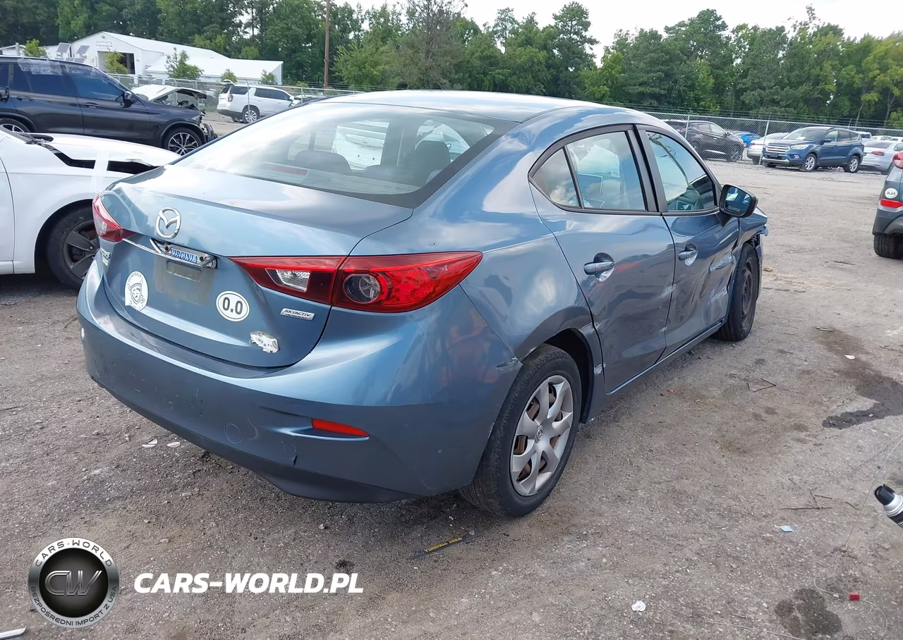 2016 Mazda Mazda3 I Sport VIN:JM1BM1T71G1353962 - 4