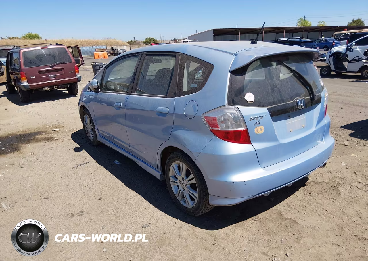 2009 Honda Fit Sport VIN:JHMGE88429C001716 - 3