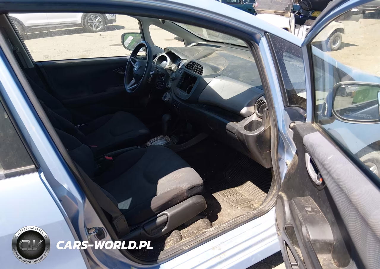 2009 Honda Fit Sport VIN:JHMGE88429C001716 - 5