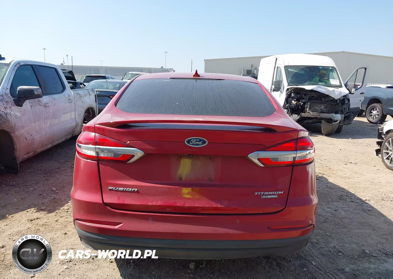2020 Ford Fusion Hybrid Titanium VIN:3FA6P0RU4LR141529 - 17