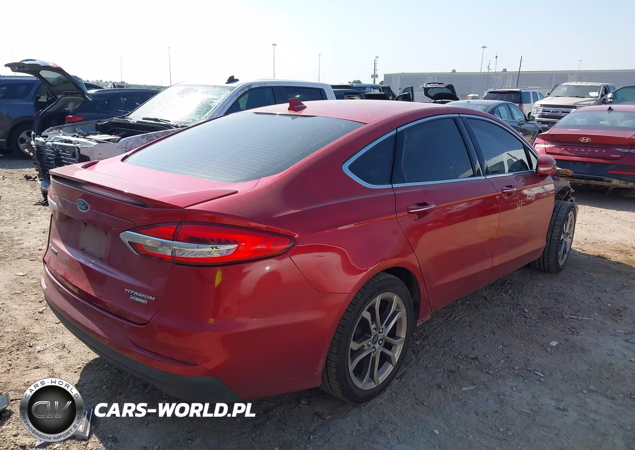 2020 Ford Fusion Hybrid Titanium VIN:3FA6P0RU4LR141529 - 4