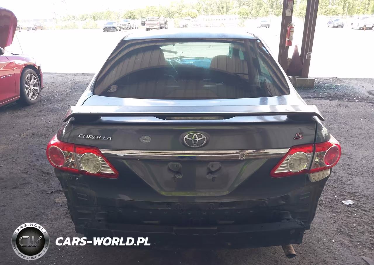 2011 Toyota Corolla S VIN:2T1BU4EE8BC621486 - 16
