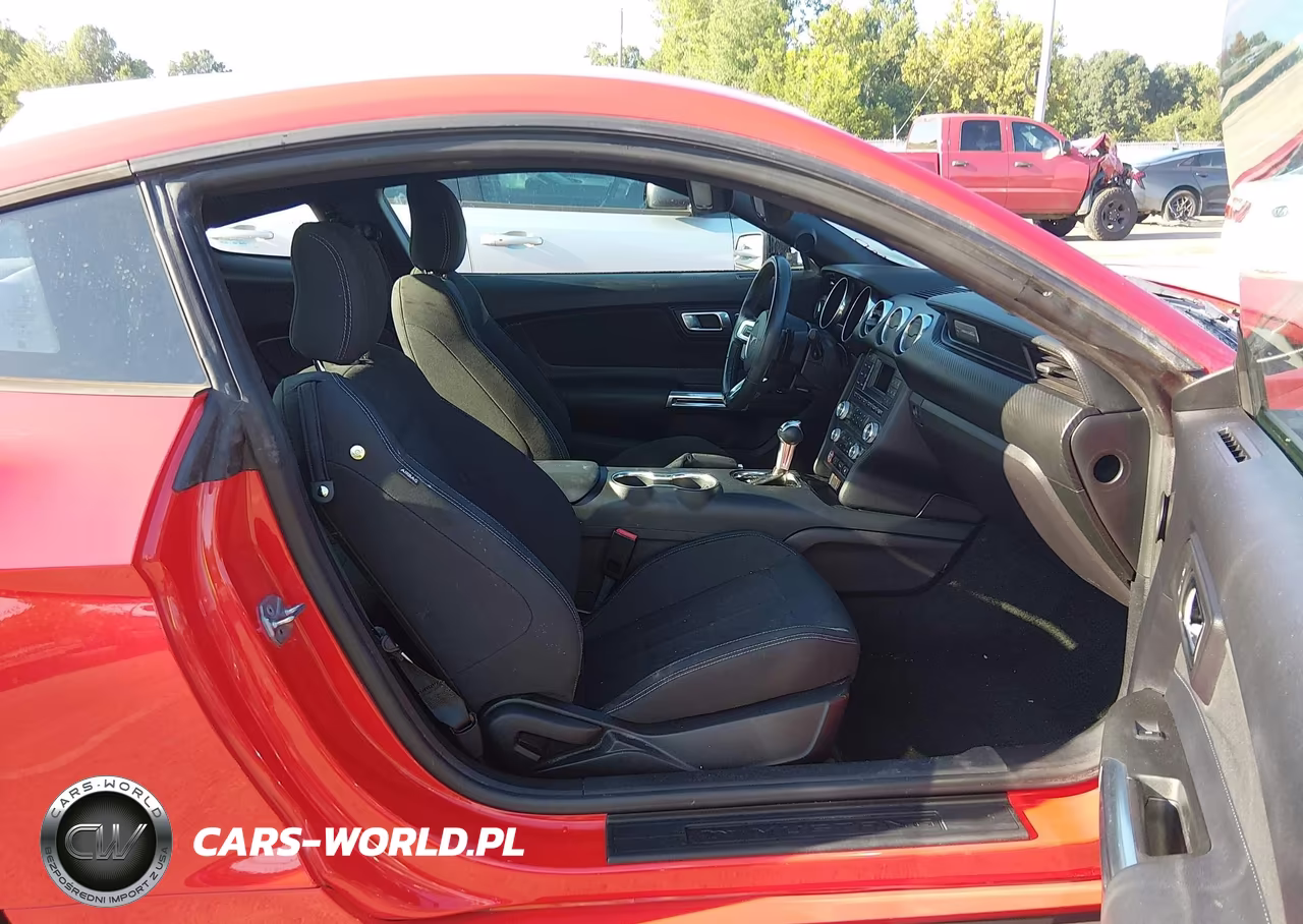 2018 Ford Mustang Ecoboost VIN:1FA6P8TH3J5106829 - 5