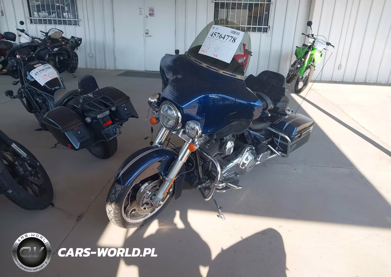 2012 Harley-Davidson Flhx Street Glide VIN:1HD1KBM18CB636945 - 2
