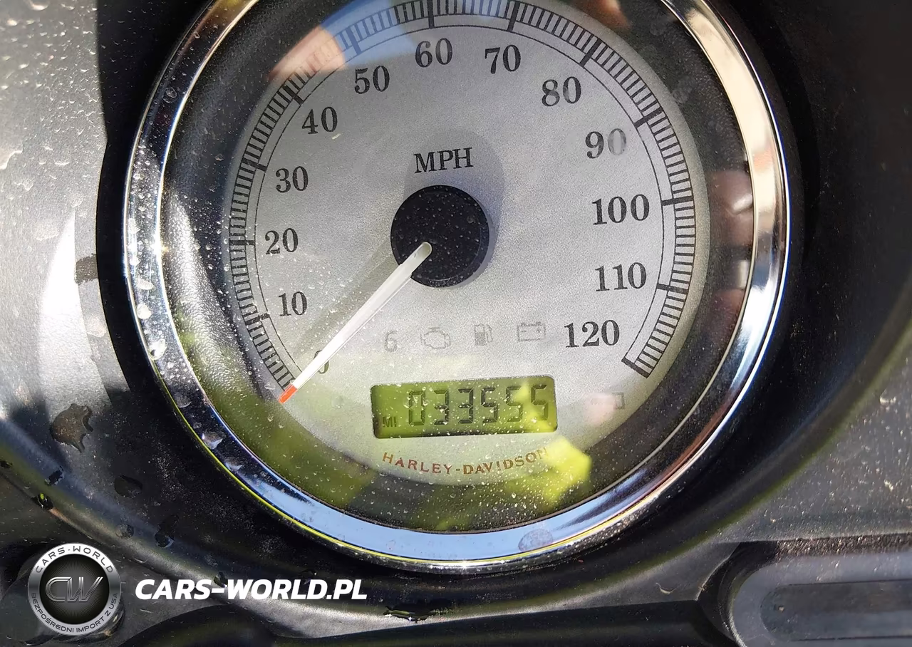 2012 Harley-Davidson Flhx Street Glide VIN:1HD1KBM18CB636945 - 7