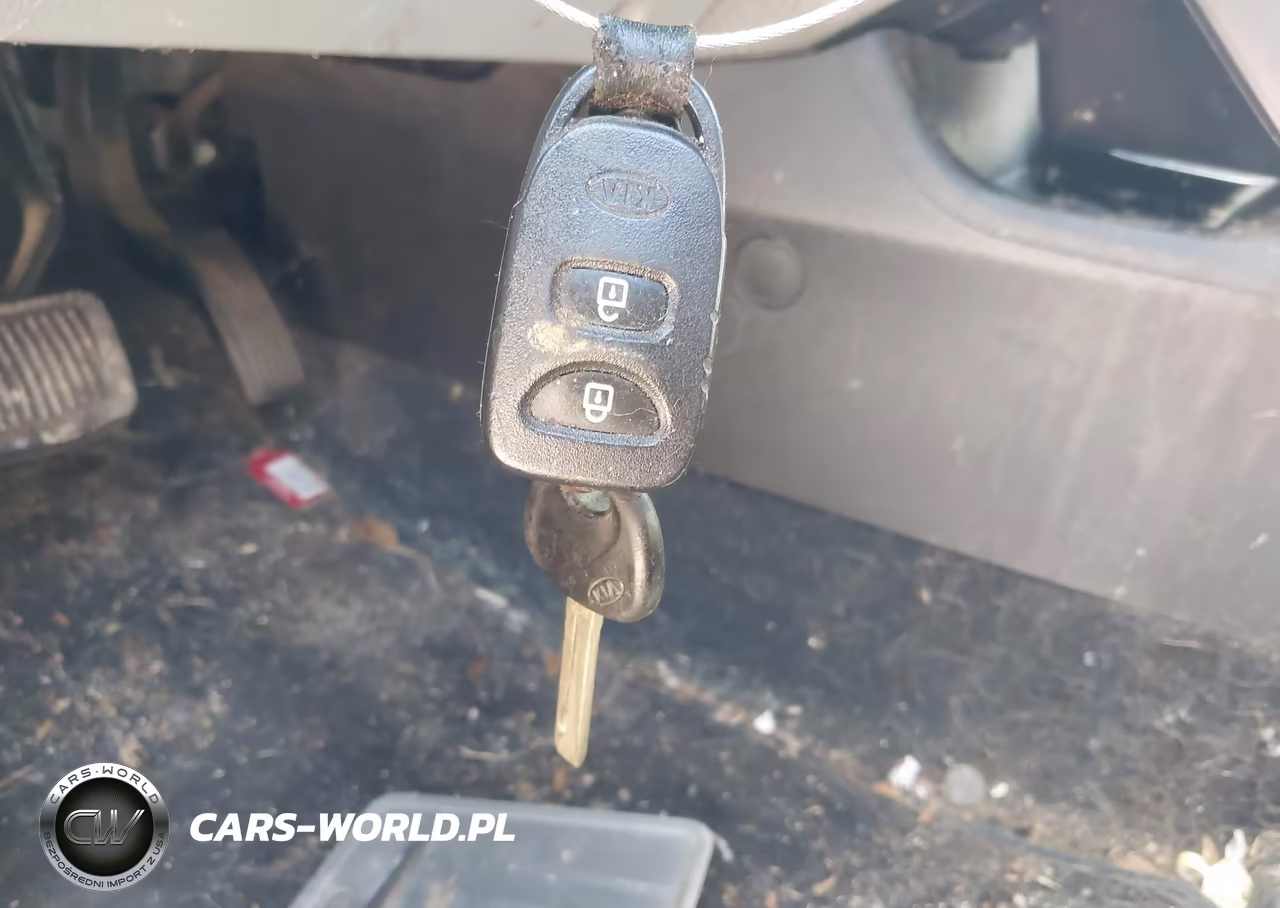 2012 Kia Sorento Lx VIN:5XYKT3A15CG199425 - 11