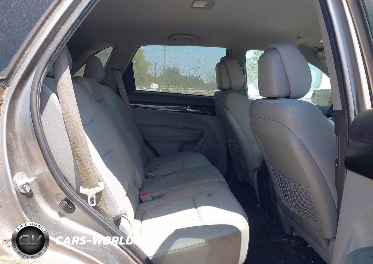2012 Kia Sorento Lx VIN:5XYKT3A15CG199425 - 8