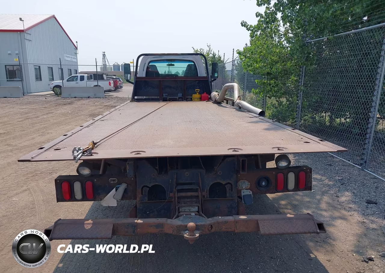 2005 GMC C5500 VIN:1GDE5C12X5F515967 - 16