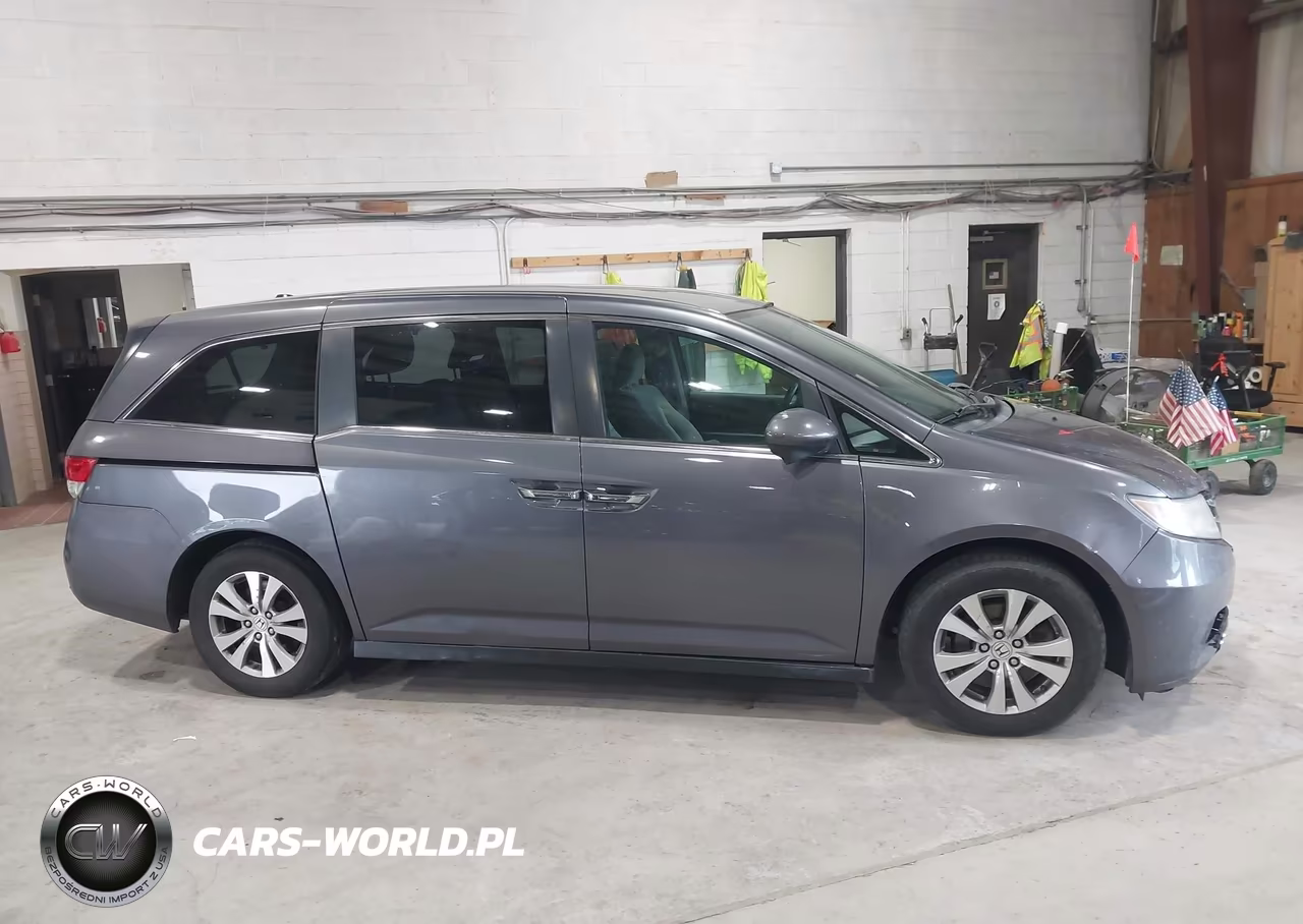 2016 Honda Odyssey Se VIN:5FNRL5H32GB102728 - 13