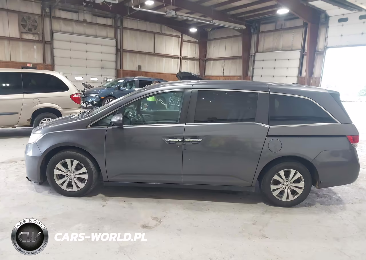 2016 Honda Odyssey Se VIN:5FNRL5H32GB102728 - 14