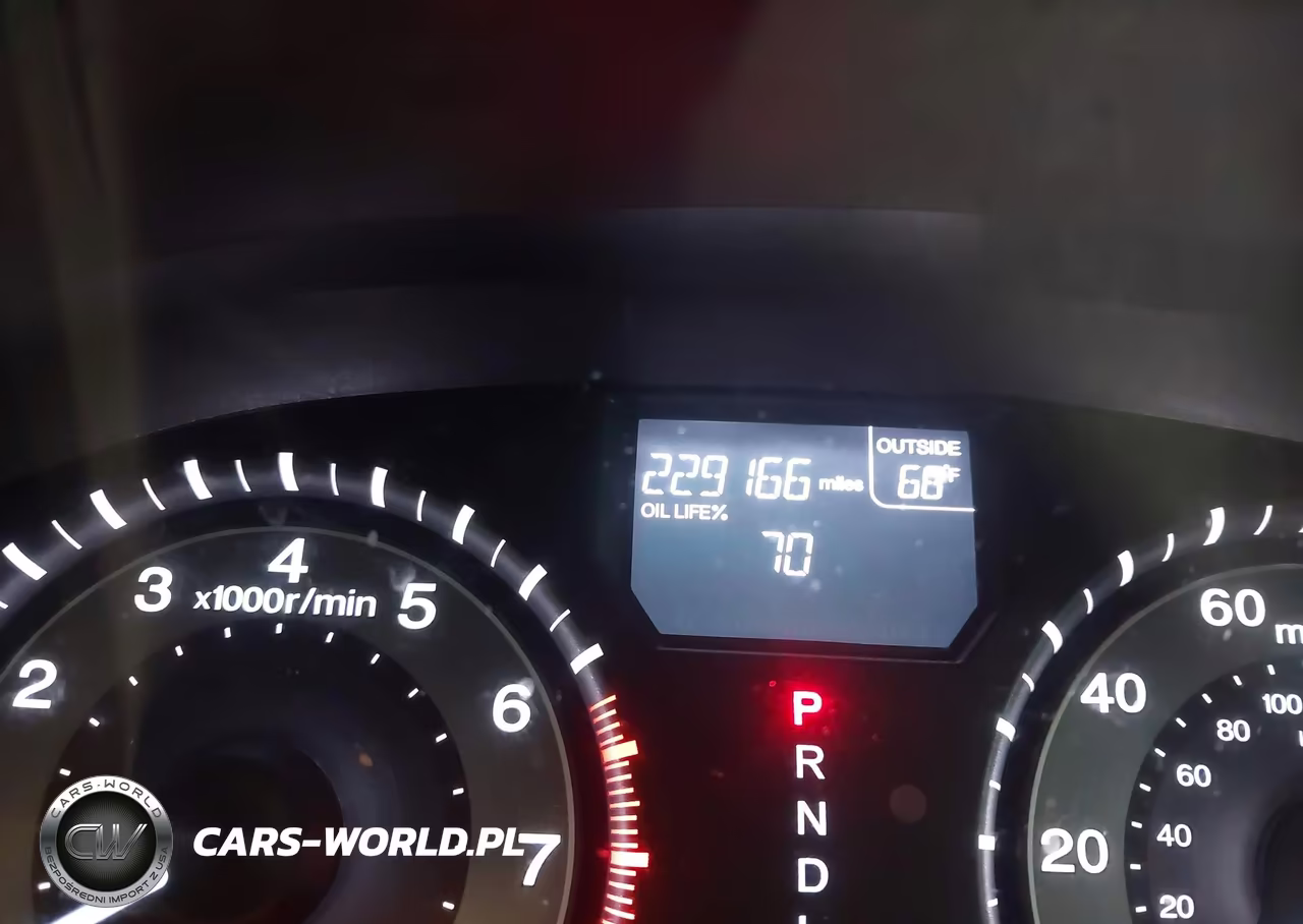 2016 Honda Odyssey Se VIN:5FNRL5H32GB102728 - 15