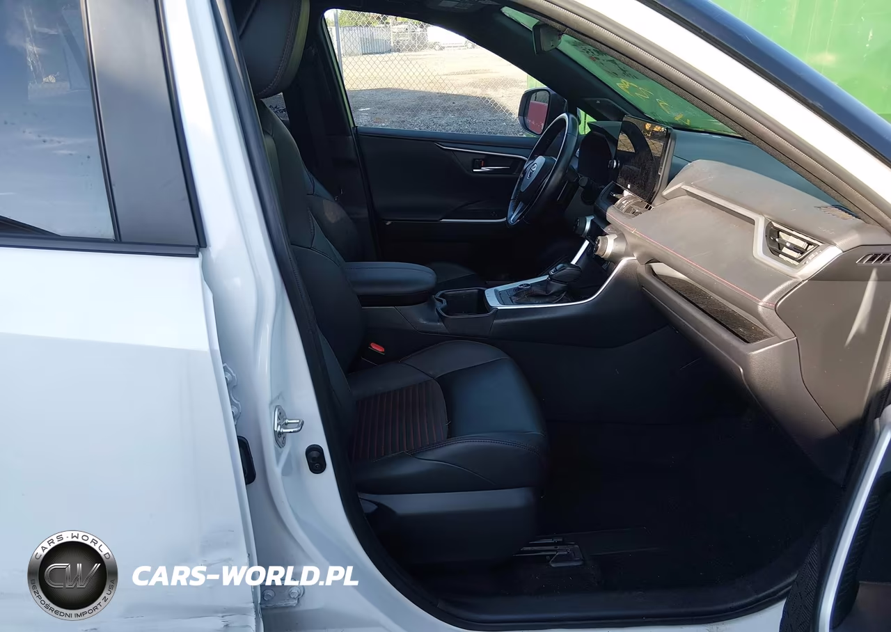 2023 Toyota Rav4 Prime Xse VIN:JTMEB3FV6PD145776 - 4