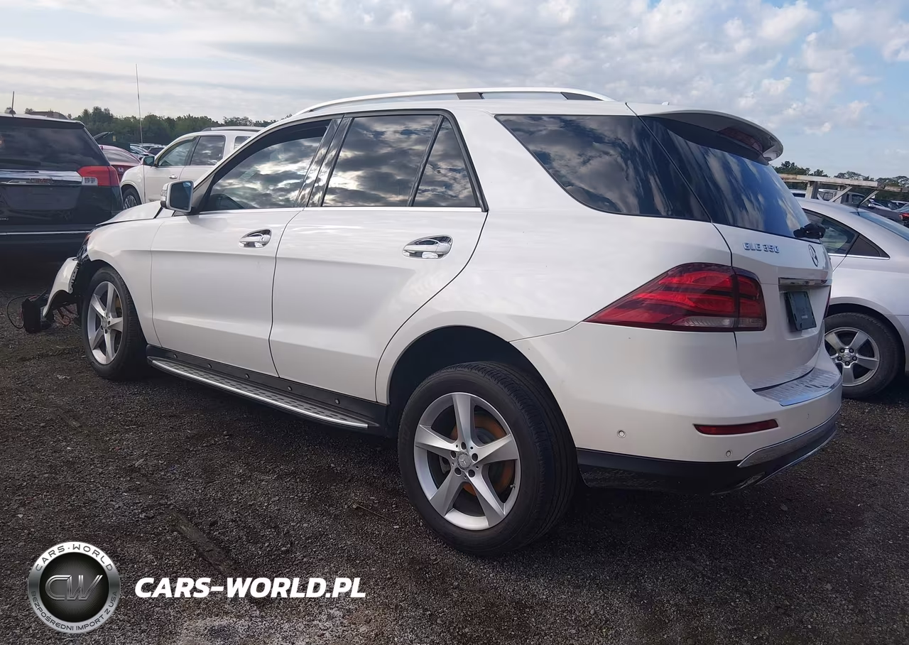 2016 Mercedes-Benz Gle 350 4Matic VIN:4JGDA5HB4GA720273 - 3