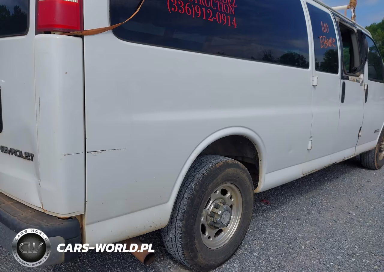2004 Chevrolet Express Passenger VIN:1GAHG39U141236610 - 16