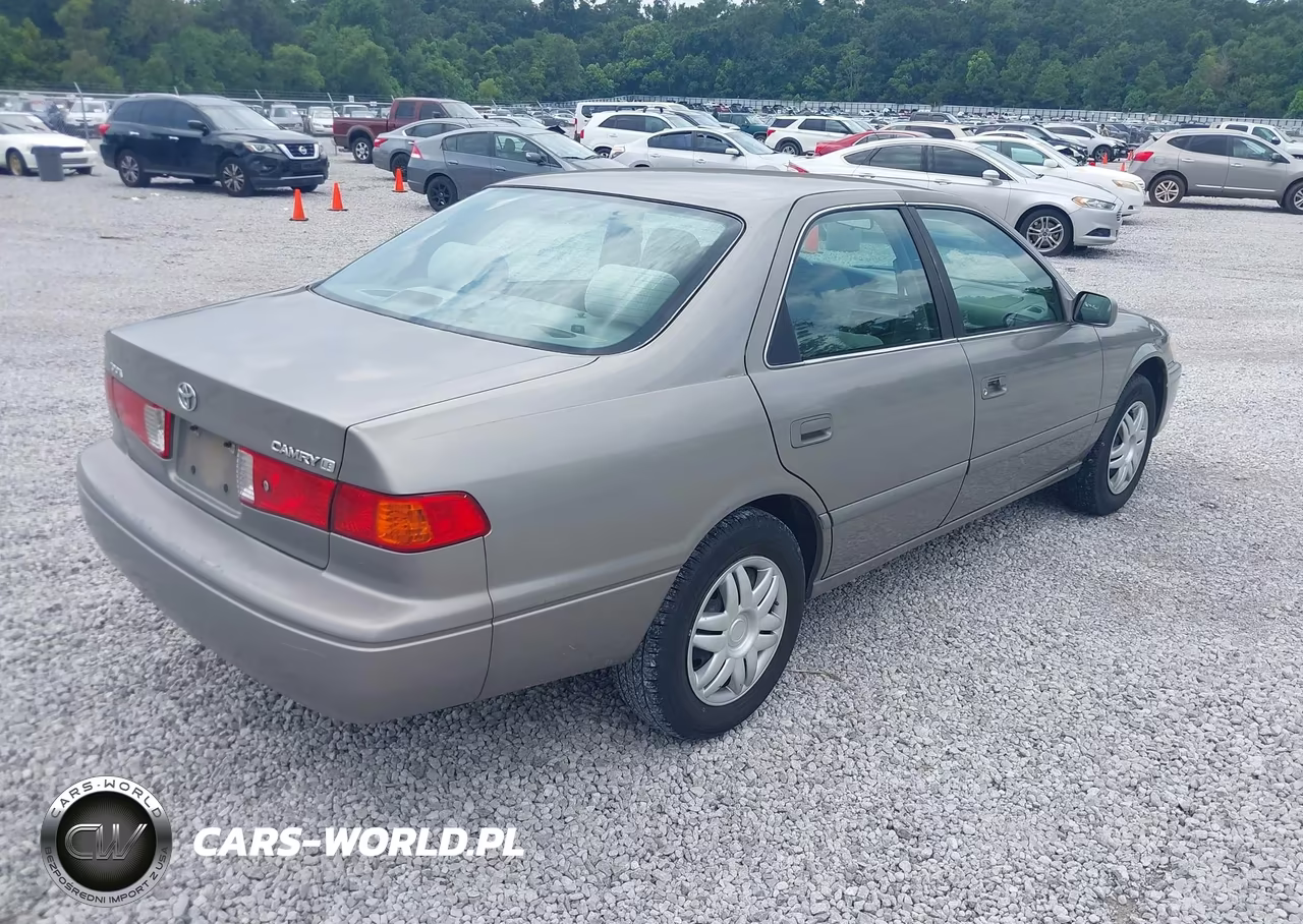 2000 Toyota Camry Le VIN:4T1BG22K2YU695483 - 4