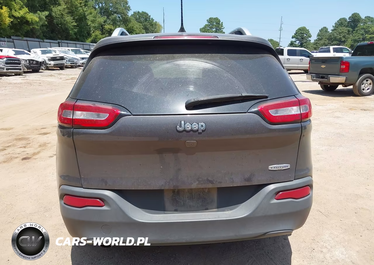 2018 Jeep Cherokee Latitude Plus Fwd VIN:1C4PJLLB2JD552913 - 17