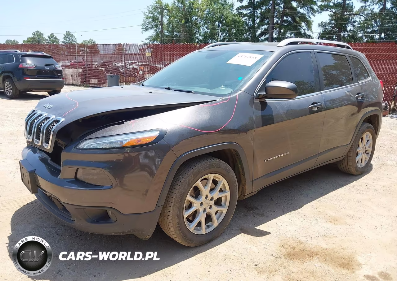 2018 Jeep Cherokee Latitude Plus Fwd VIN:1C4PJLLB2JD552913 - 2